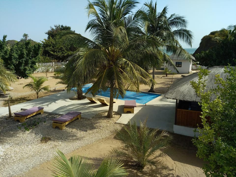 LE 17 to DJIFFER Bed and Breakfast in Senegal