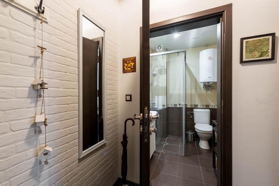 Shower, Toilet, Bathroom