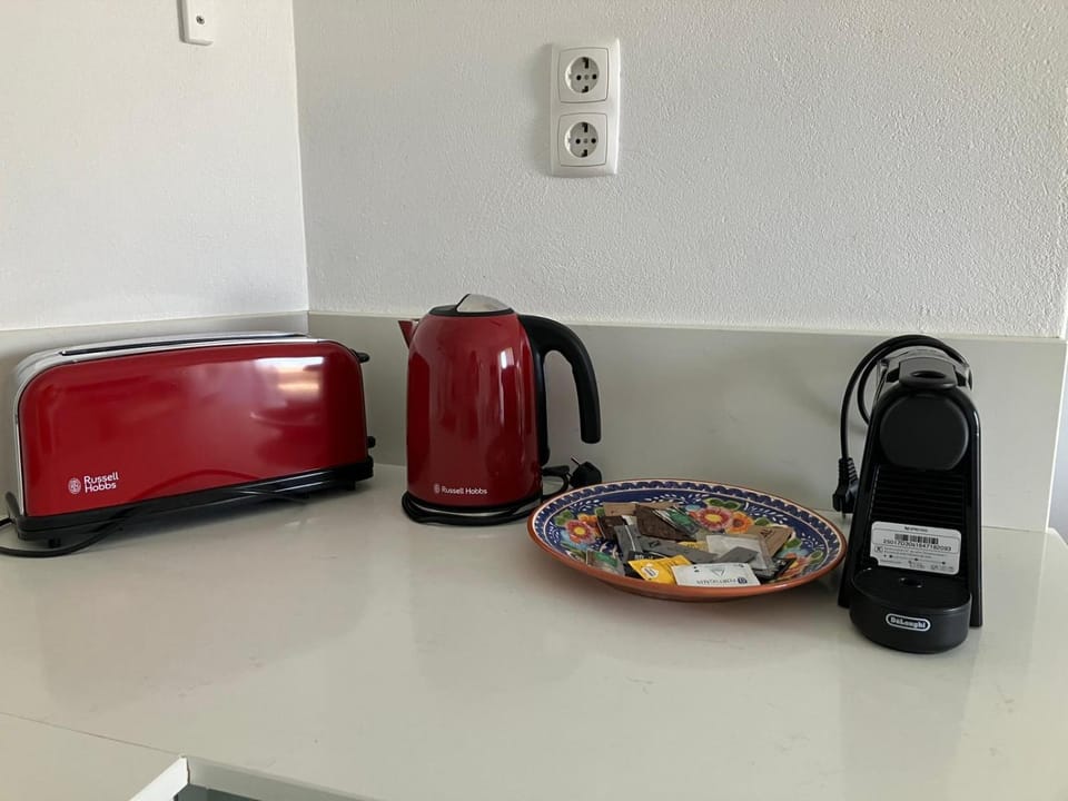 Coffee/tea facilities, Kitchen or kitchenette, toaster