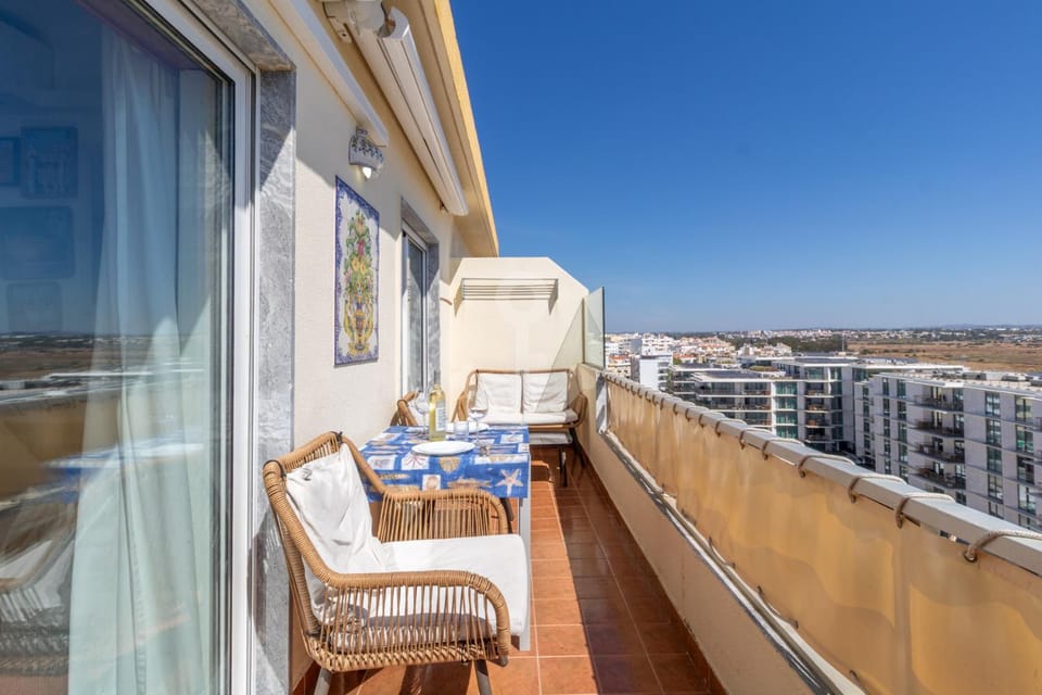 View (from property/room), Balcony/Terrace, Balcony/Terrace, City view