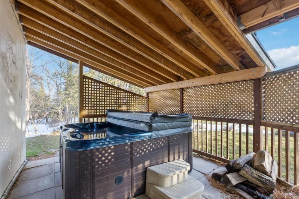 Hot Tub