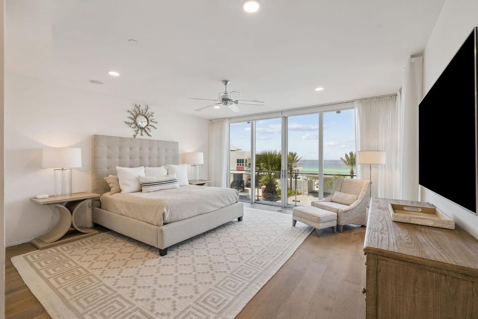 AMAZING GULF VIEWS #203 Viridian at Seagrove LUXURY 1 Beach Set included 3BR 3,5BA Slp 8 condo Apartment in Seagrove Beach