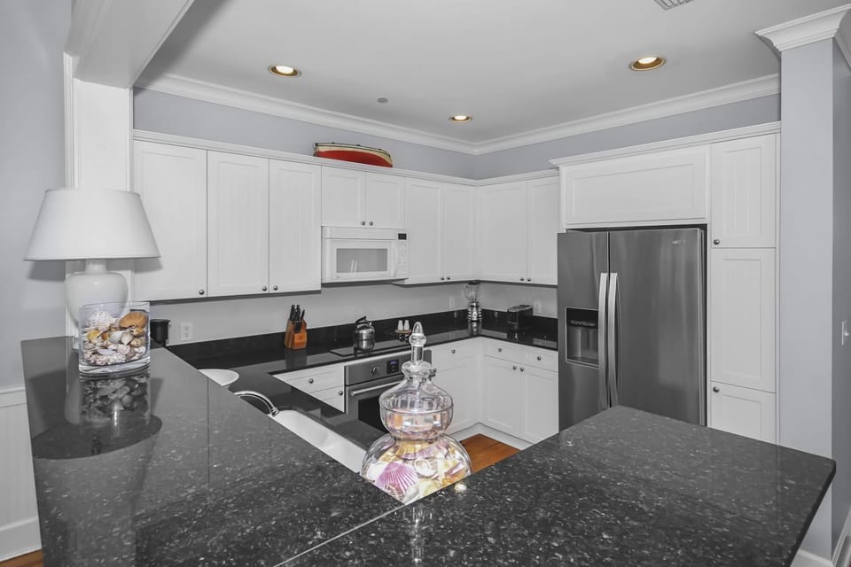 Beautiful 2BR WaterColor condo 6 WaterColor Blvd #202 Steps to Beach Club condo Apartment in Watercolor