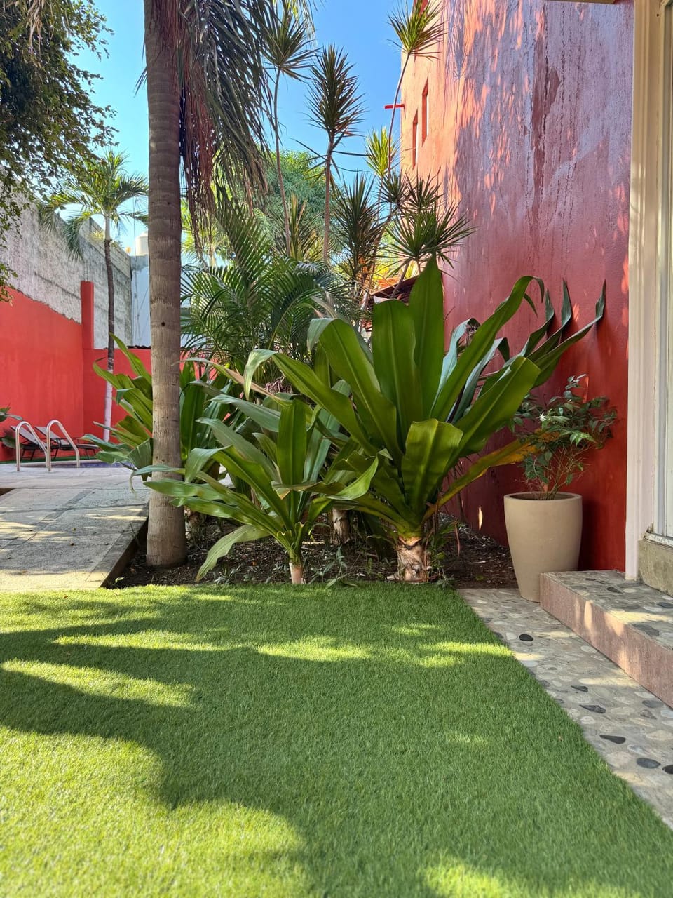 Casa Arcángel SM House in La Cruz de Huanacaxtle
