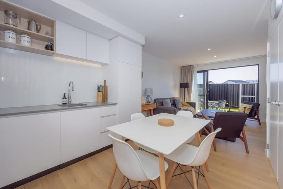 Rivers Bank Apartment in Wanaka
