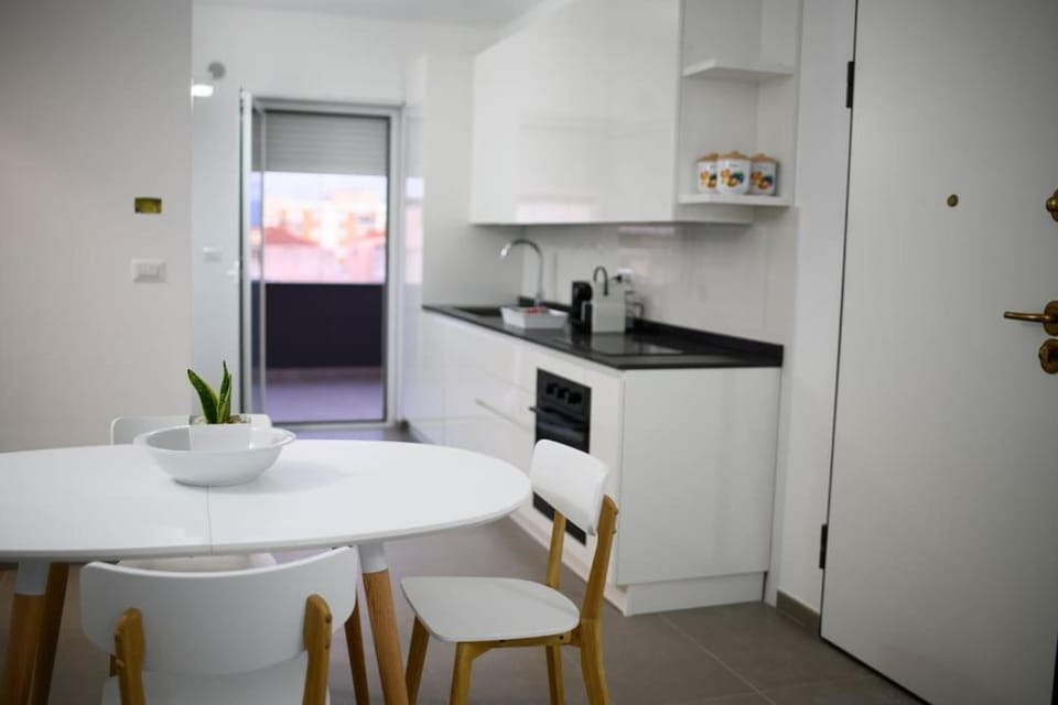 Balcony/Terrace, Dining area, pet friendly, stove