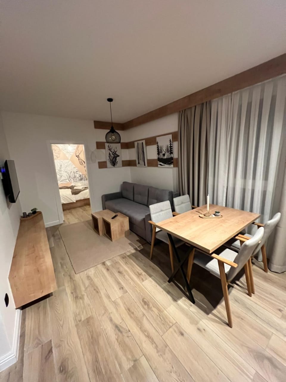 TV and multimedia, Living room, Seating area