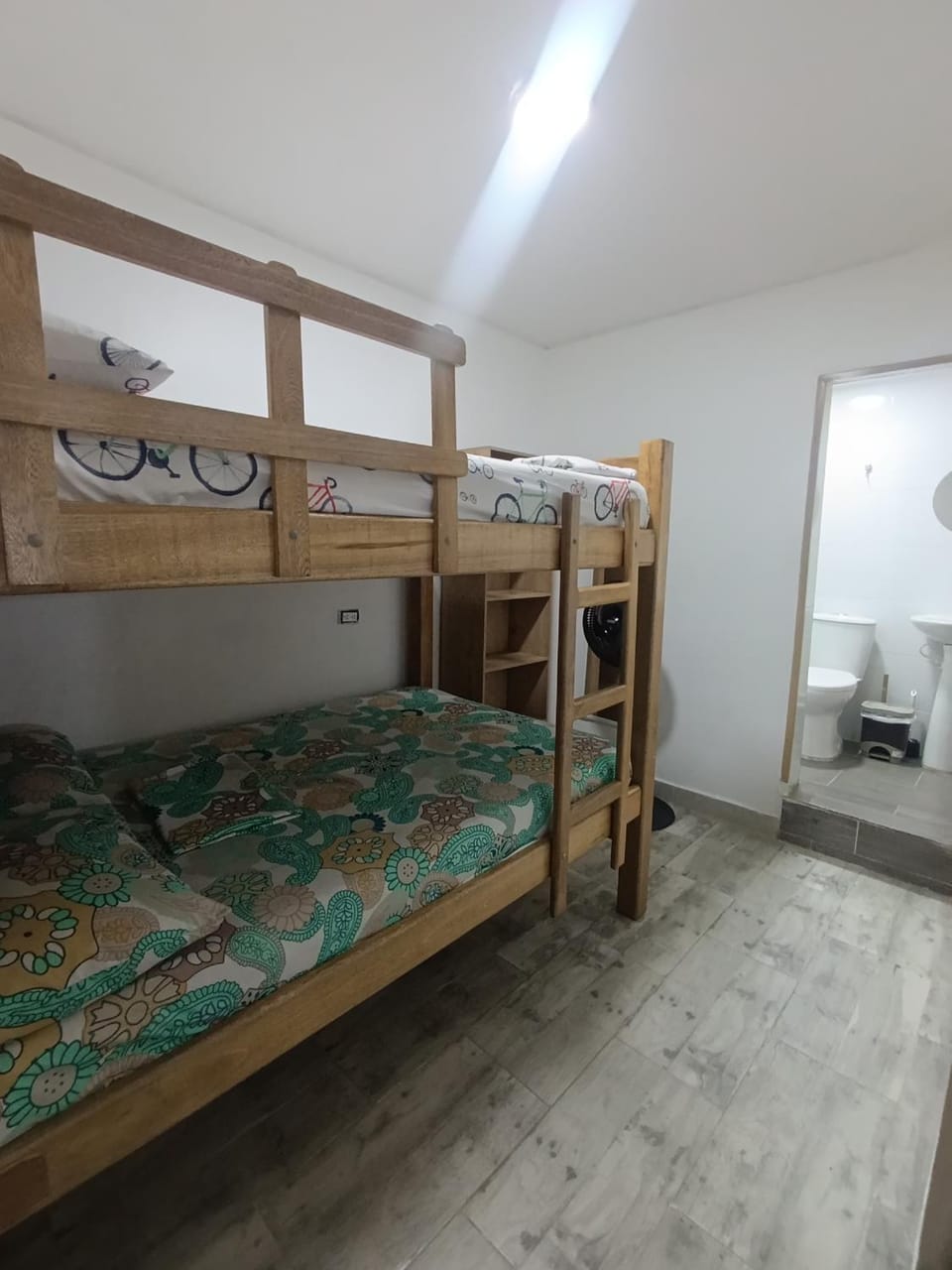 22 APARTAMTO 3 HABTAC 150 mts con BALCON LAURELES ESTADIO Apartment in Medellin