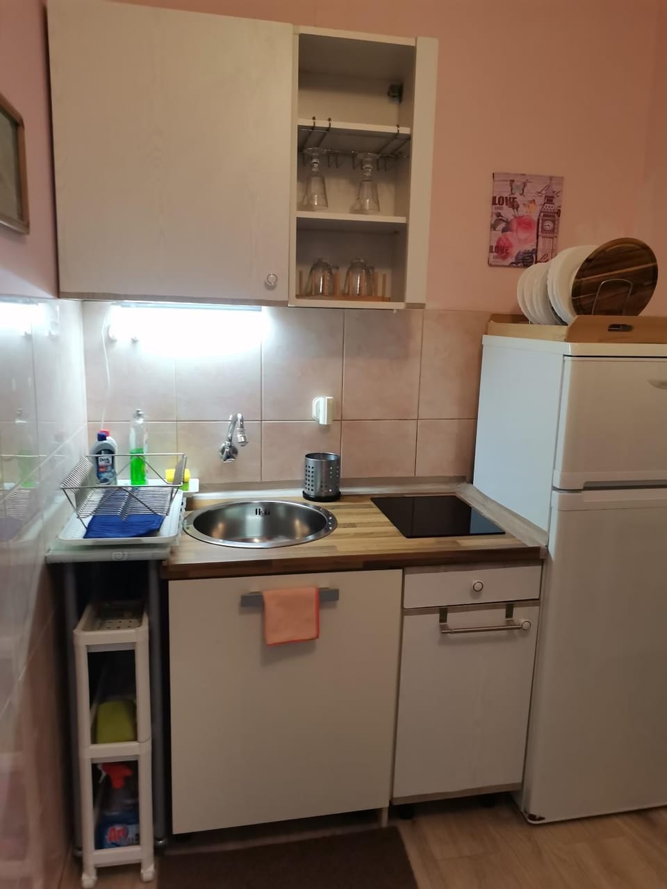 Kitchen or kitchenette, stove