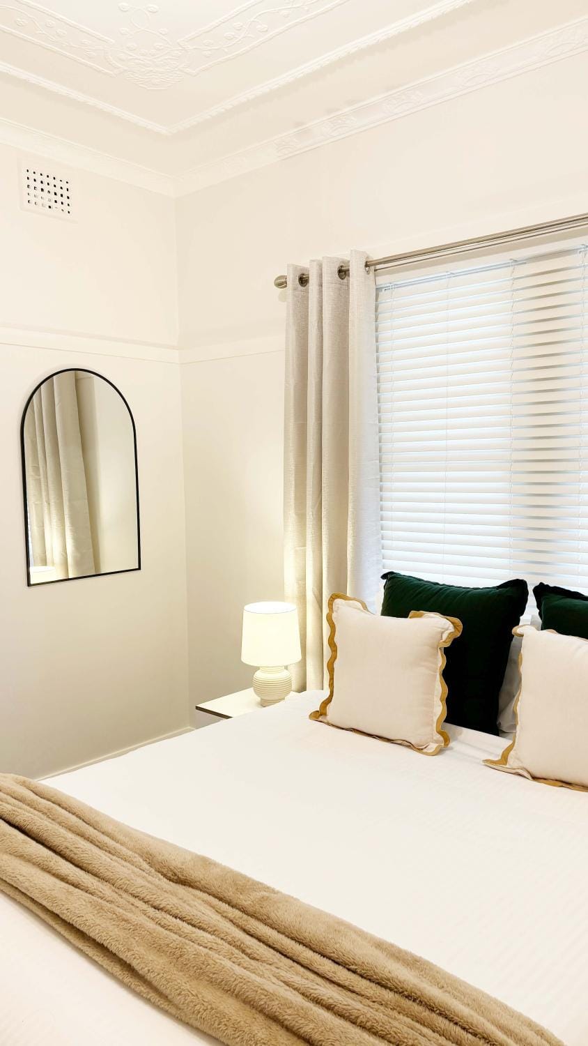 Gardiner Cottage - Stylish & Elegant, Walk to CBD House in Orange