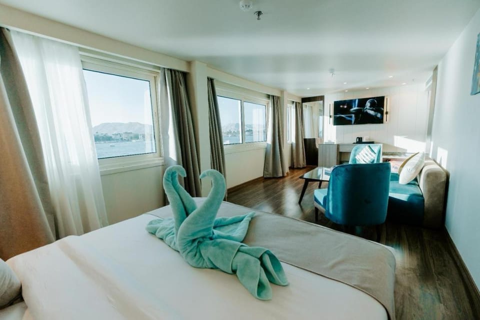 Nile Cruise 3 & 4 & 7 Nights Hotel in Luxor