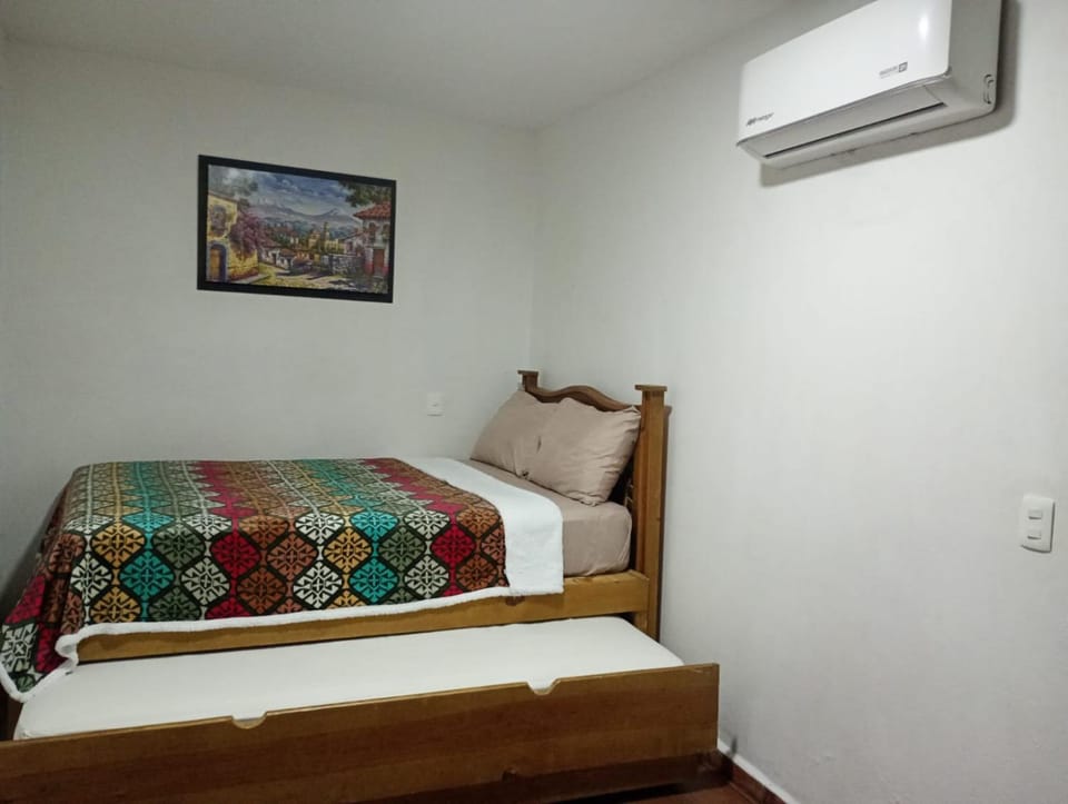 Hotel Boutique Casa Elefante Bed and Breakfast in Tlaquepaque