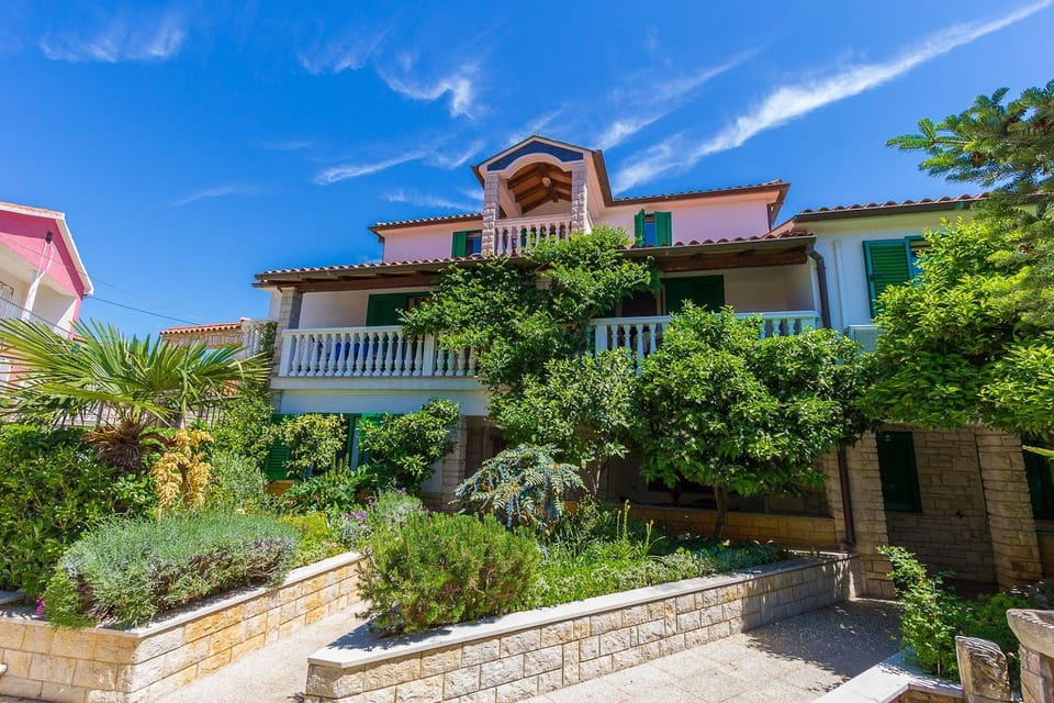 Ferienwohnung mit Pool, Klima, Grillplatz, Balkon Apartment in Medulin