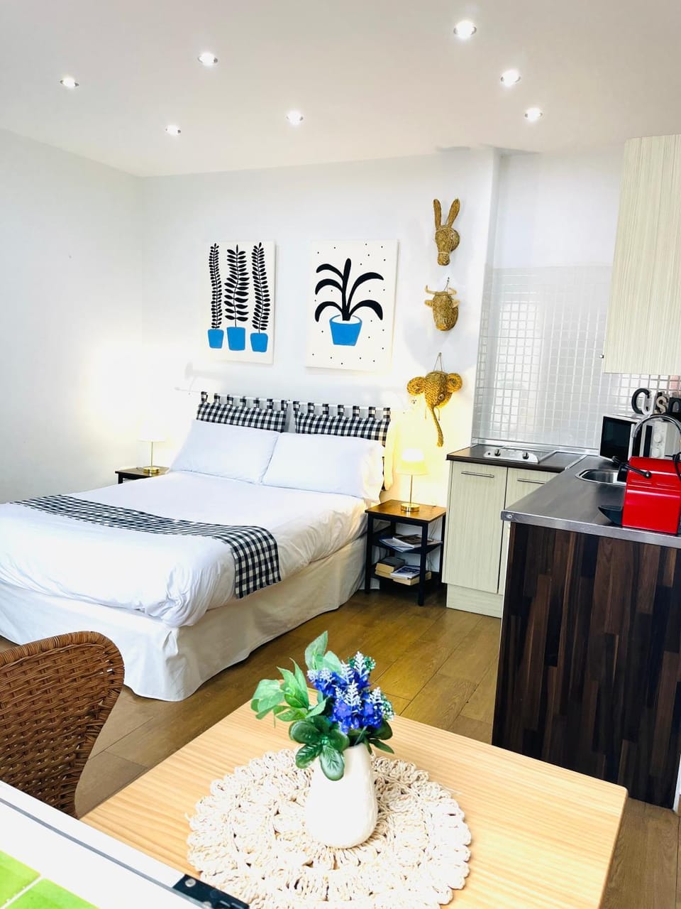 Living room, Bedroom