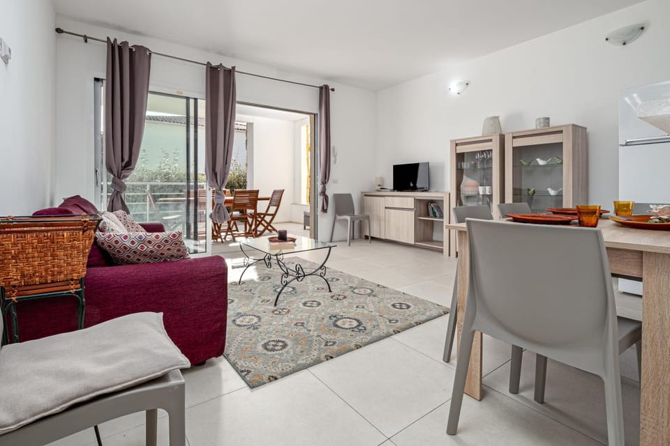 Property building, Living room