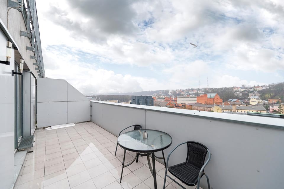 Balcony/Terrace, Balcony/Terrace