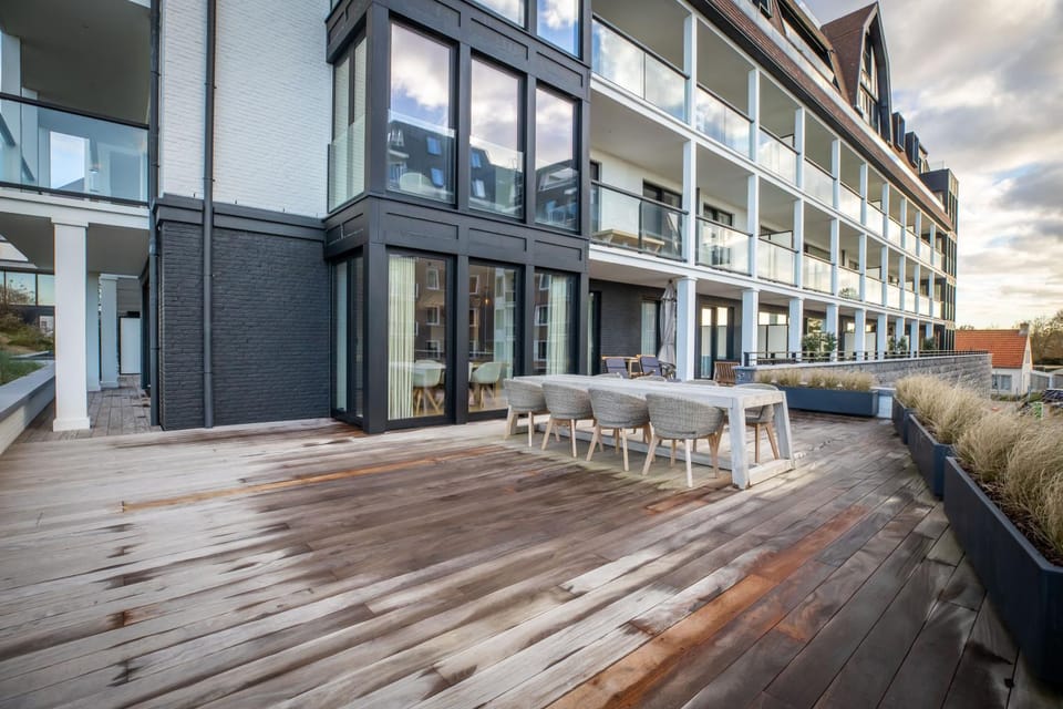 Het Duinterras, Quiet and cozy with big terras Apartment in Zeeland, Netherlands