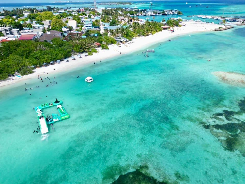 FUNPLACE BEACH Bed and Breakfast in Maldives