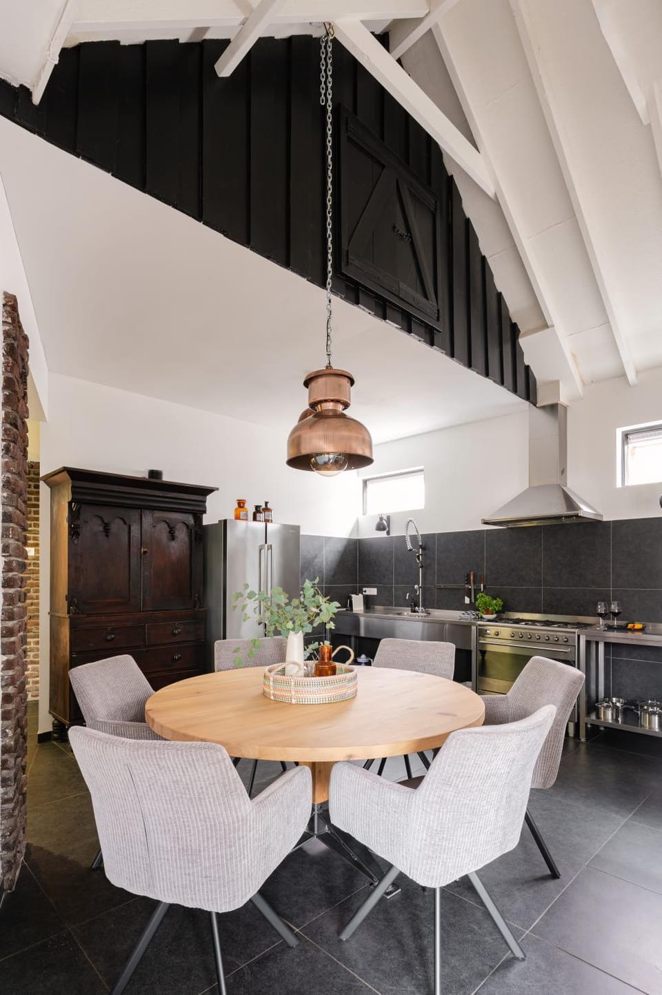 Kitchen or kitchenette, Dining area, kitchen