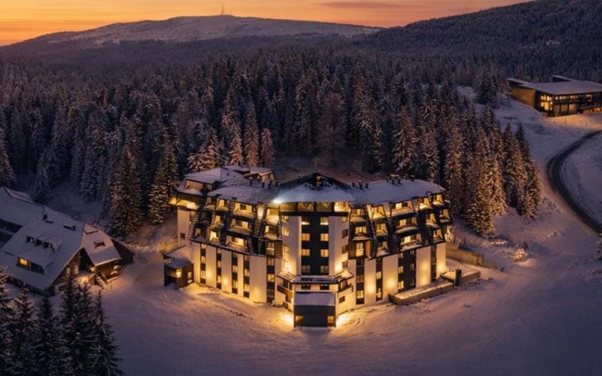 Property building, Night