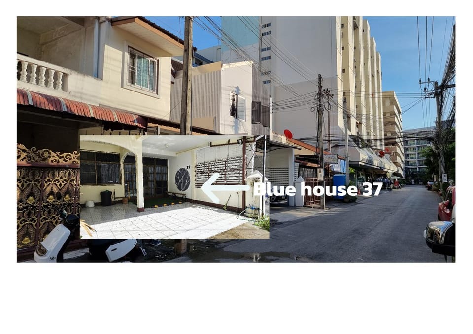 Blue Theatre Near Nimmanhaemin Road and Old City Apartment in Chiang Mai