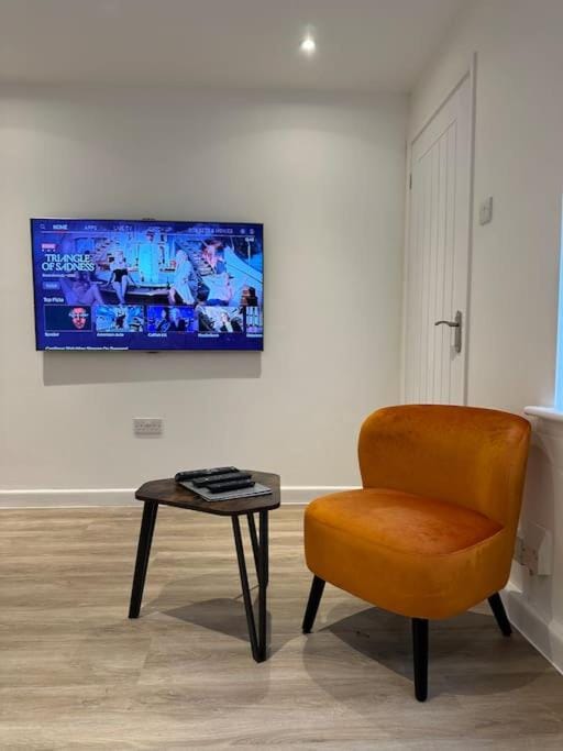 Sea View Apartment Poole Quay - FREE Parking Apartment in Poole