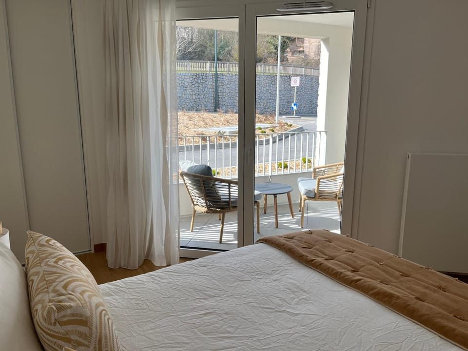 Balcony/Terrace, Photo of the whole room, Bedroom