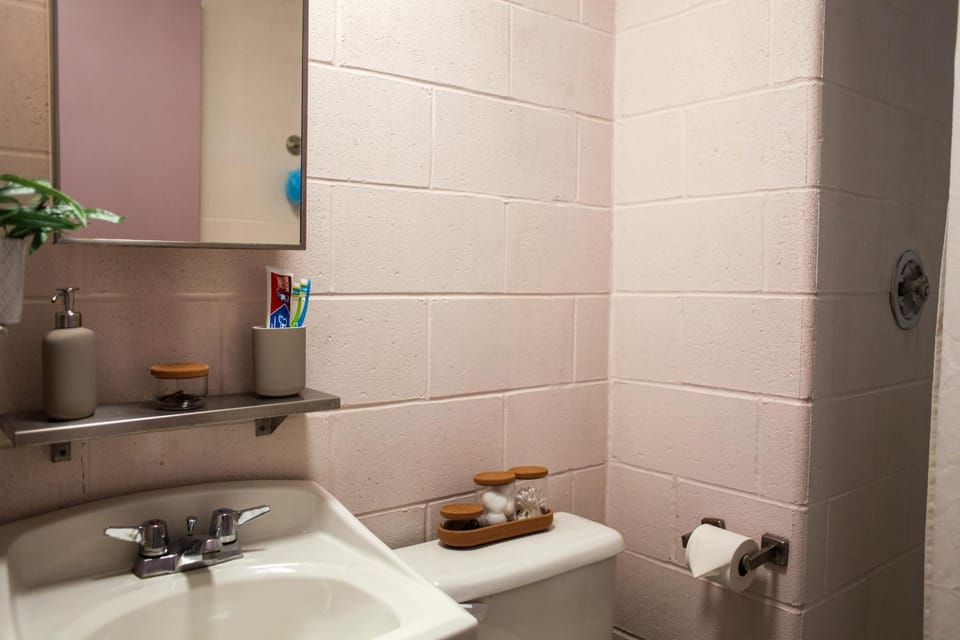 Toilet, Bathroom