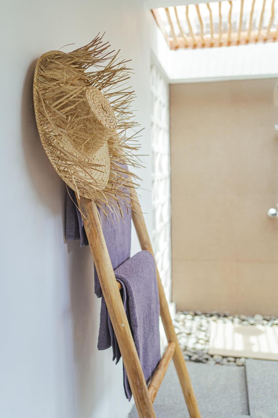 Bathroom, towels