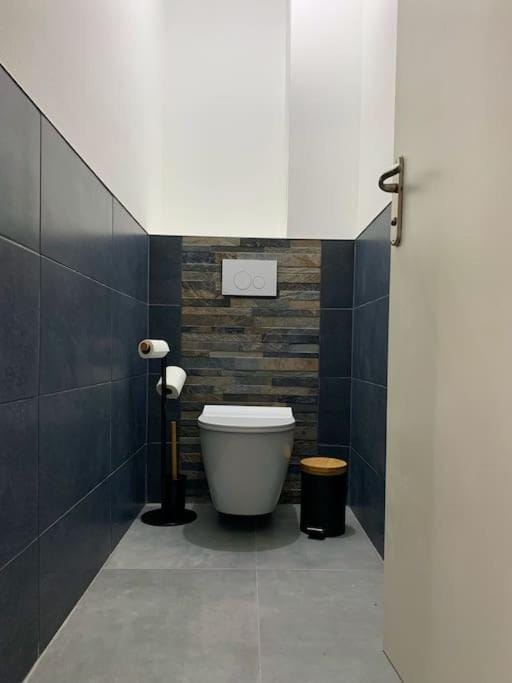 T1 bis cosy et spacieux - wifi - parking gratuit Apartment in Angers