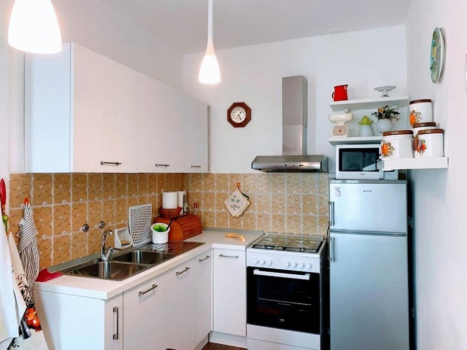 Coffee/tea facilities, Kitchen or kitchenette, minibar, pet friendly, toaster