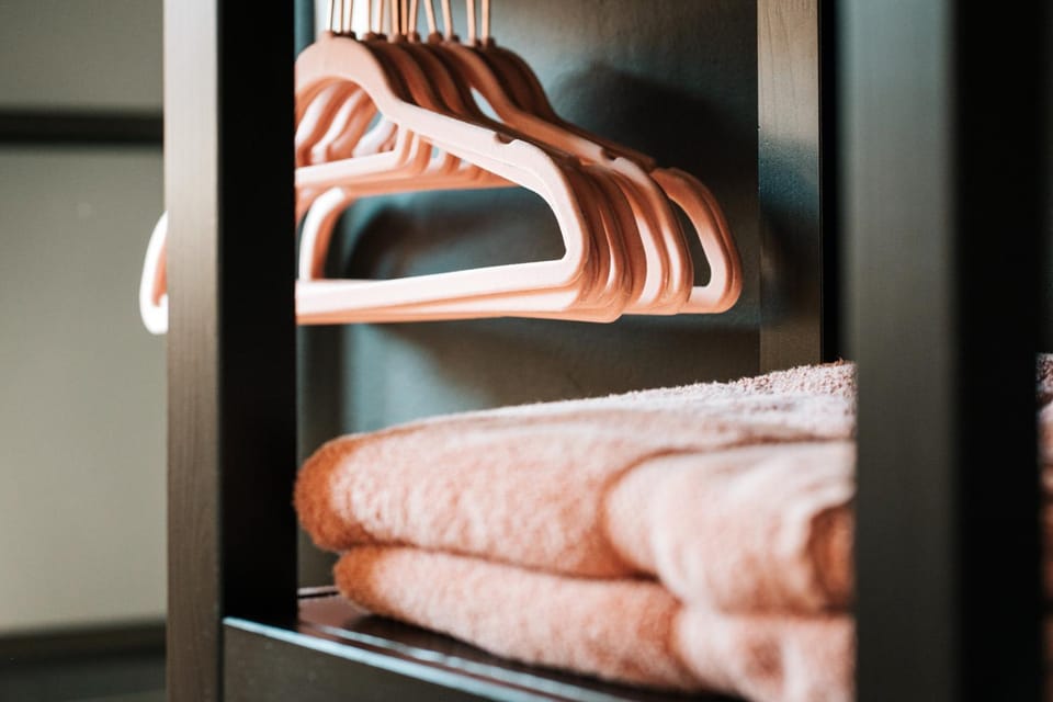 towels, wardrobe