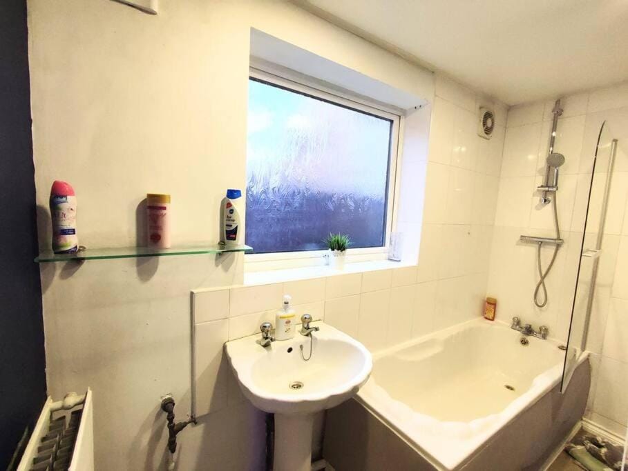Shower, Bathroom, Bath