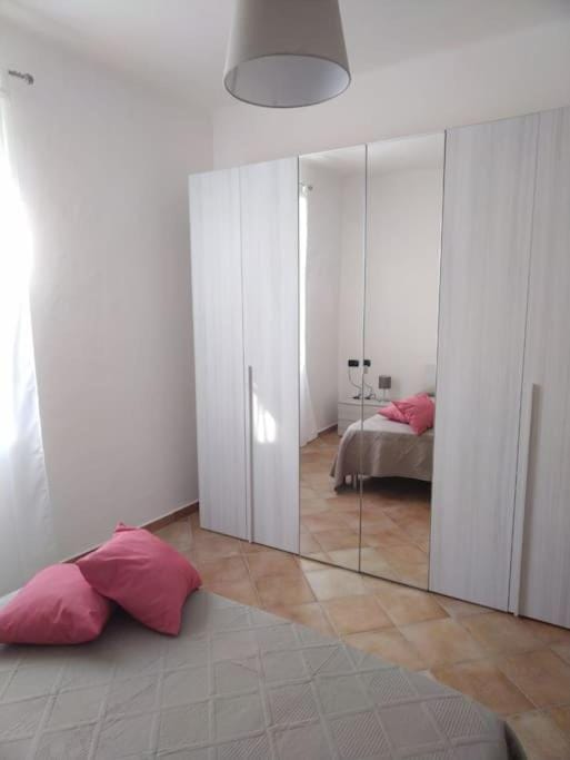 Casa Sveva, a pochi passi dalle spiagge e dal centro di Arma di Taggia. House in Liguria