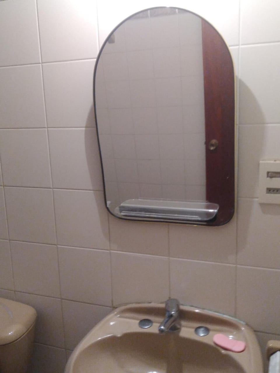 Apartamento independiente en planta baja. Zona residencial Apartment in Piriápolis