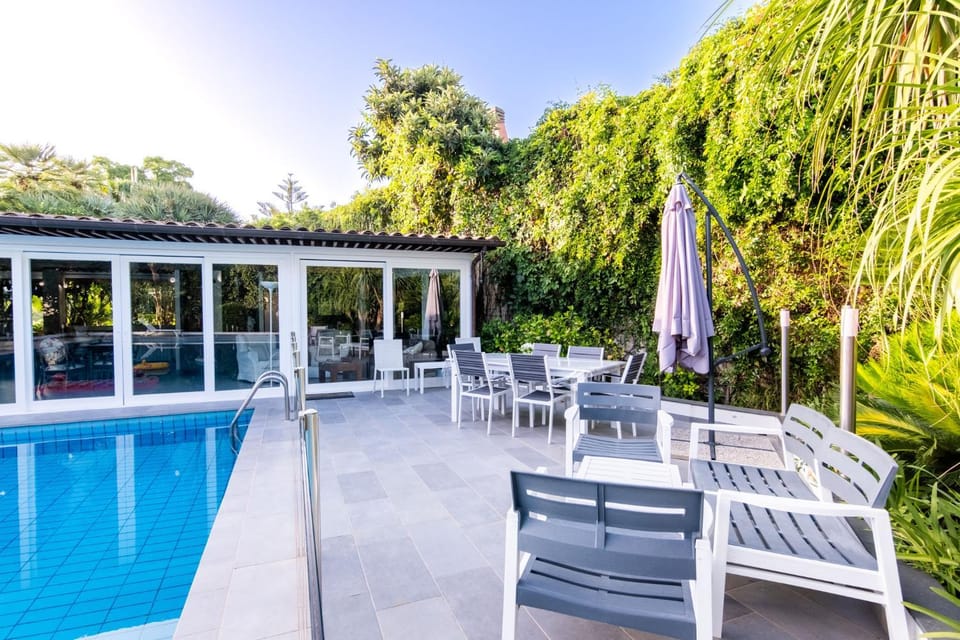 Patio, Spring, Day, Garden, Garden view, Pool view, Swimming pool, sunbed