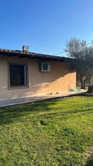 Casa nel verde a Monterotondo Villa in Lazio