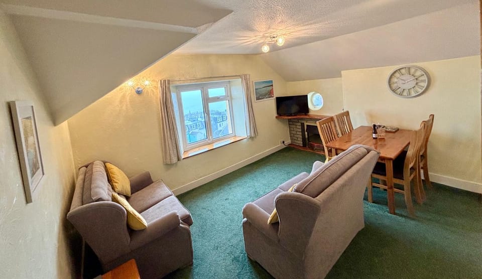 Living room, Sea view