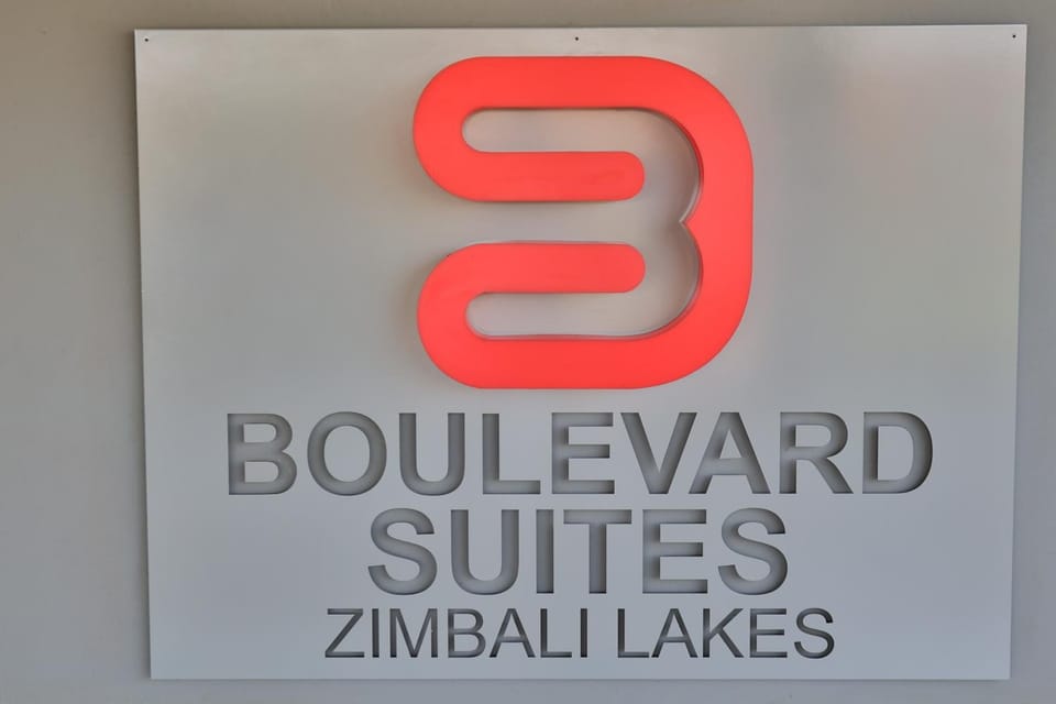 ZIMBALI BOULEVARD SUIT 260 Apartment in Dolphin Coast