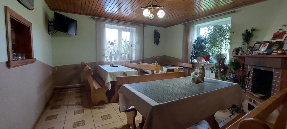 Біля Погару Bed and Breakfast in Lviv Oblast