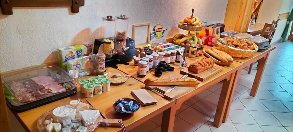Buffet breakfast