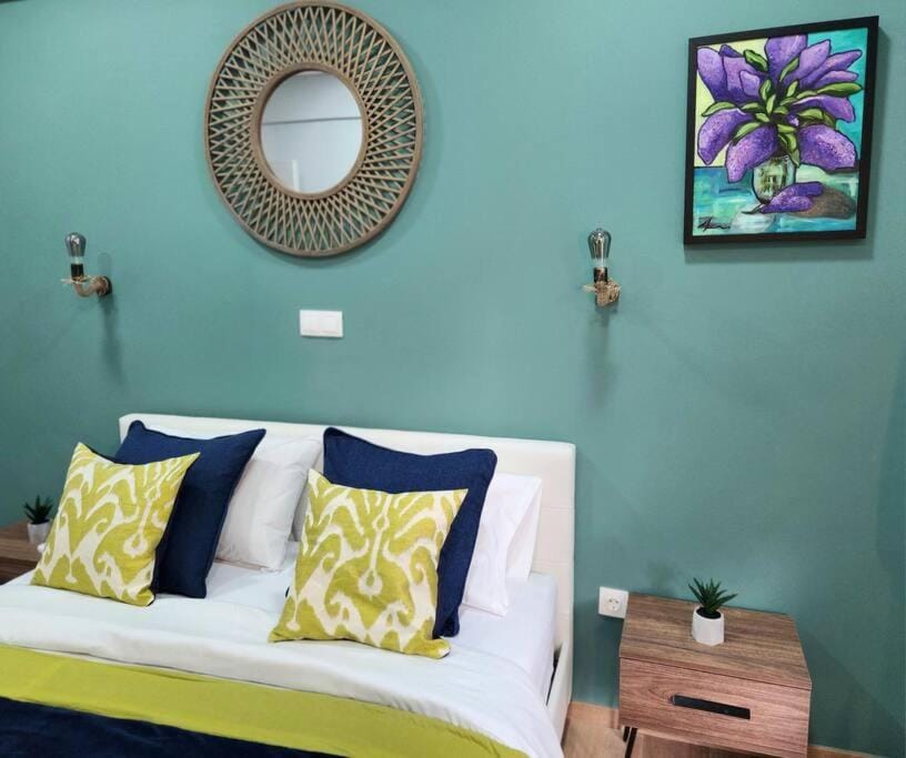 Bed, Bedroom