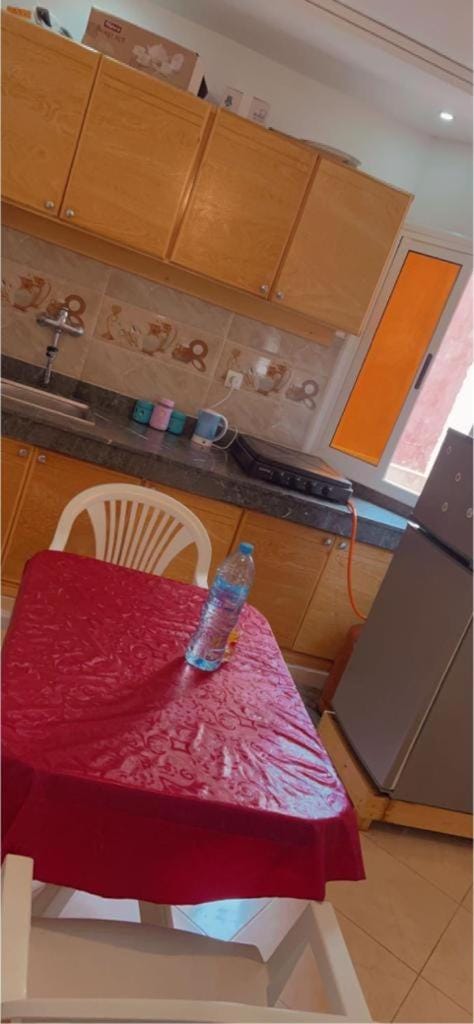 Chahrazad Hotspot -Balcony-Washing Machine -Kitchen Apartment in Morocco