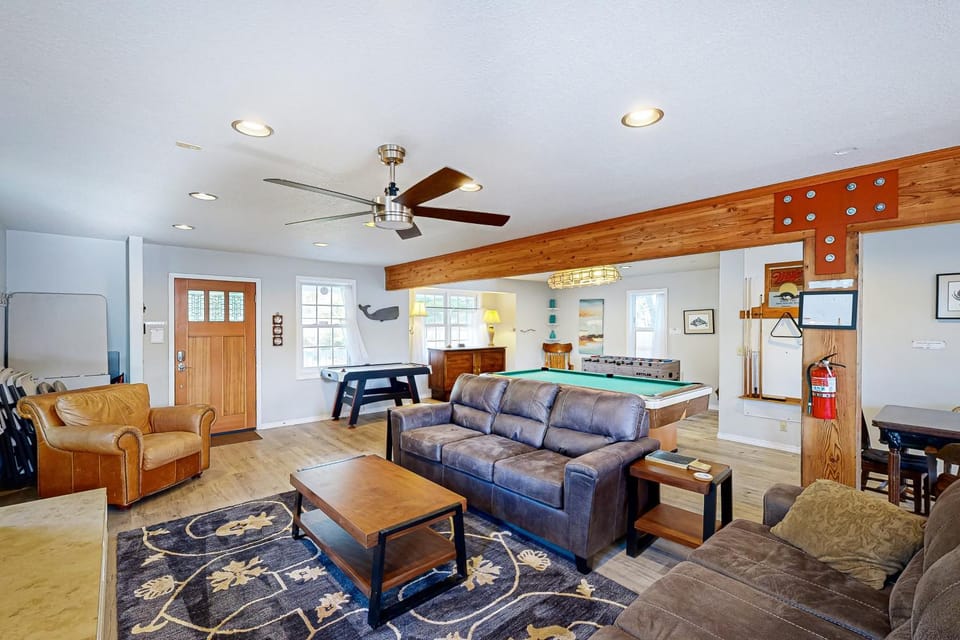 Tinker House and Tinker House Cottage House in Long Beach