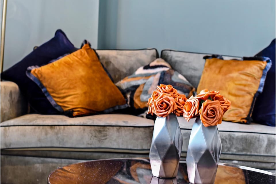 Living room, Seating area