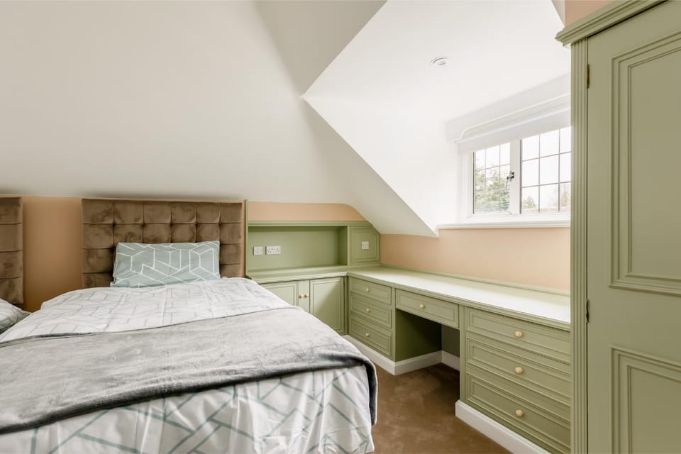 Bed, wardrobe