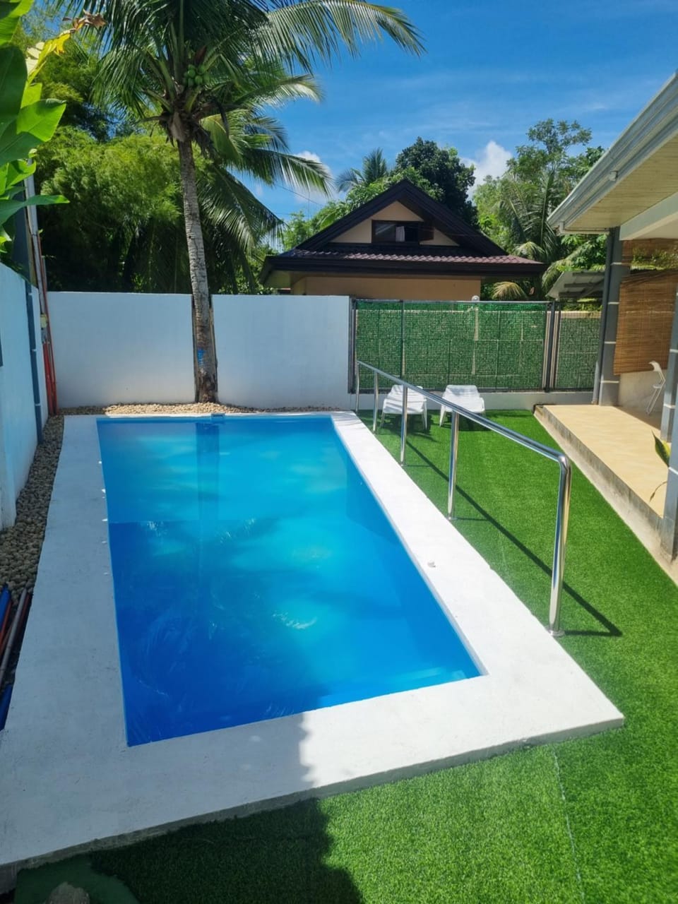 Garden, Swimming pool