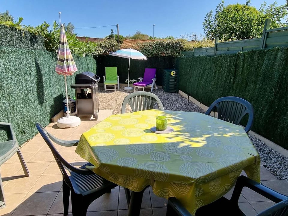 Pavillon pour 6 avec terrasse à Valras-Plage - FR-1-701-4 Apartment in Occitanie