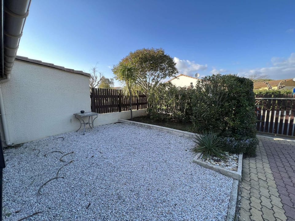 Maison 5 pièces avec piscine, près de la plage, idéal pour familles, à Vendres - FR-1-701-15 House in Occitanie