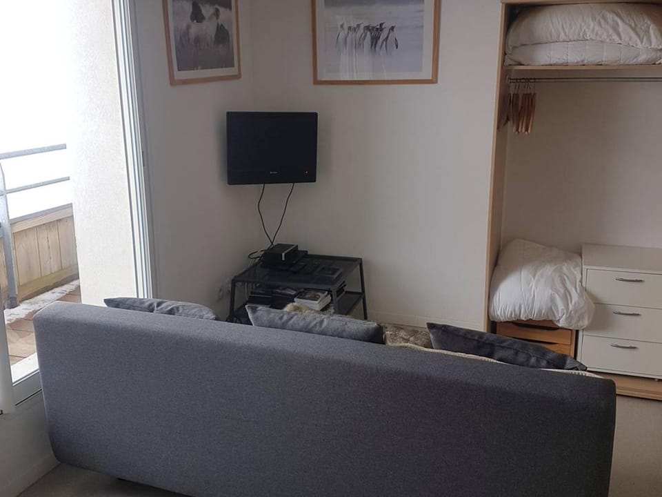 Studio cosy pour 4 pers avec kitchenette, parking et casier à skis à Arette - FR-1-602-112 Apartment in Navarre